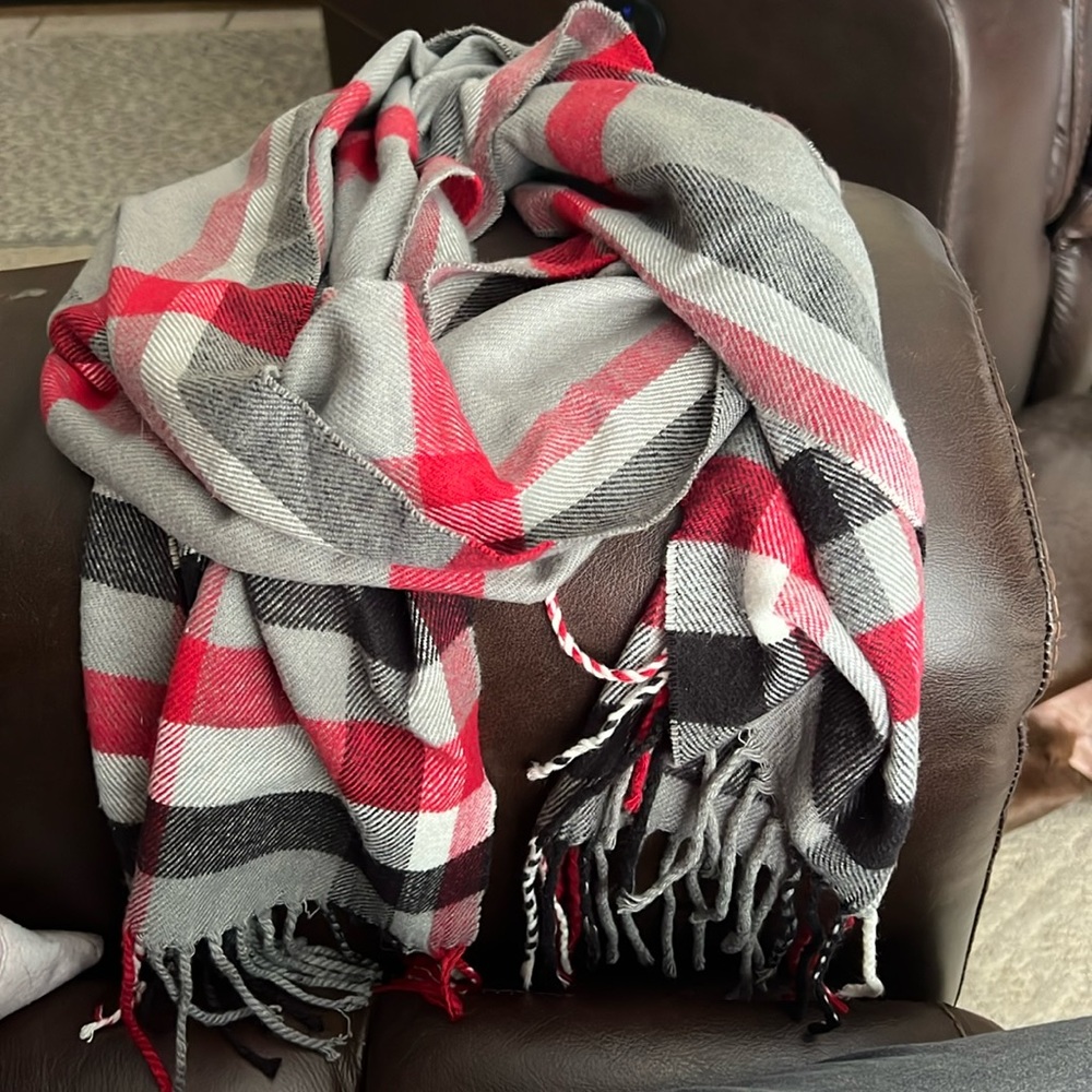 Scarlett and Gray plaid scarf